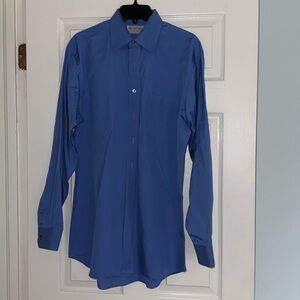 Custom men’s blue dress shirt